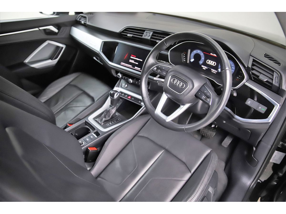 2023 Audi Q3 - image 13