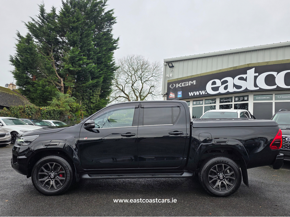 2023 Toyota Hilux GR EDITION 2.4D 360 REV CAMERA  4X4 HALF LEATHER  SEATS - €48,500