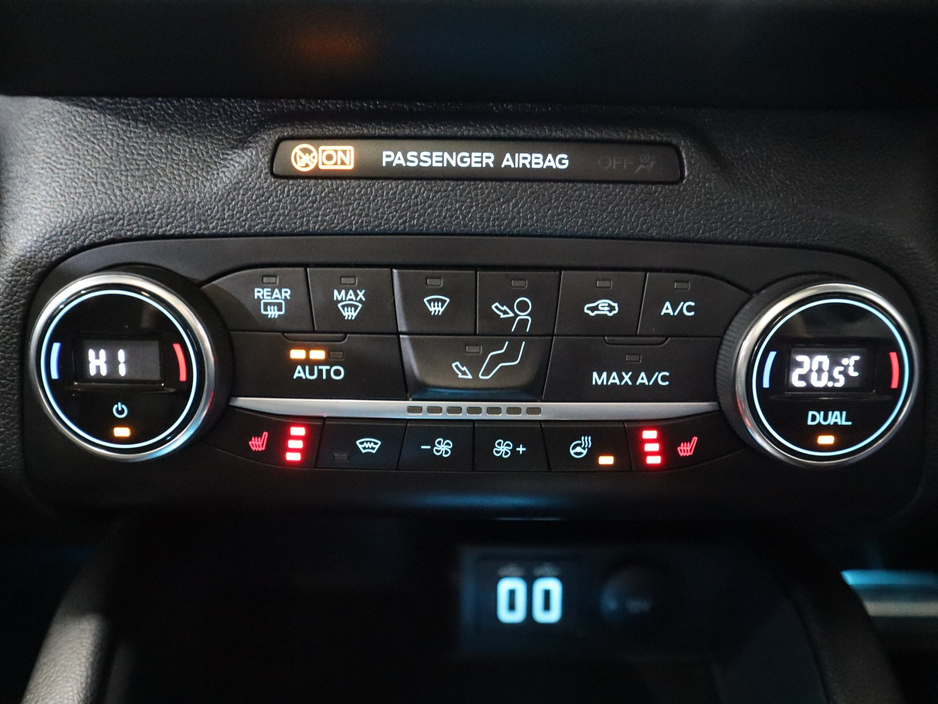 2022 Ford Kuga - image 20