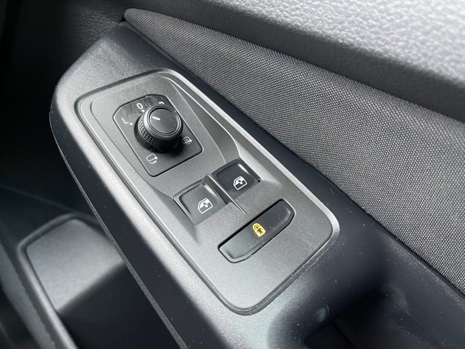 2023 Volkswagen Caddy Maxi 2.0 TDI Life MPV 5dr Diesel DSG Euro 6 (s/s) (122 ps)