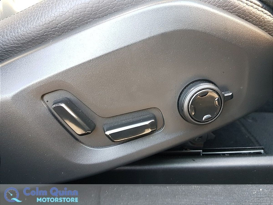 2023 Volvo XC60 - image 14