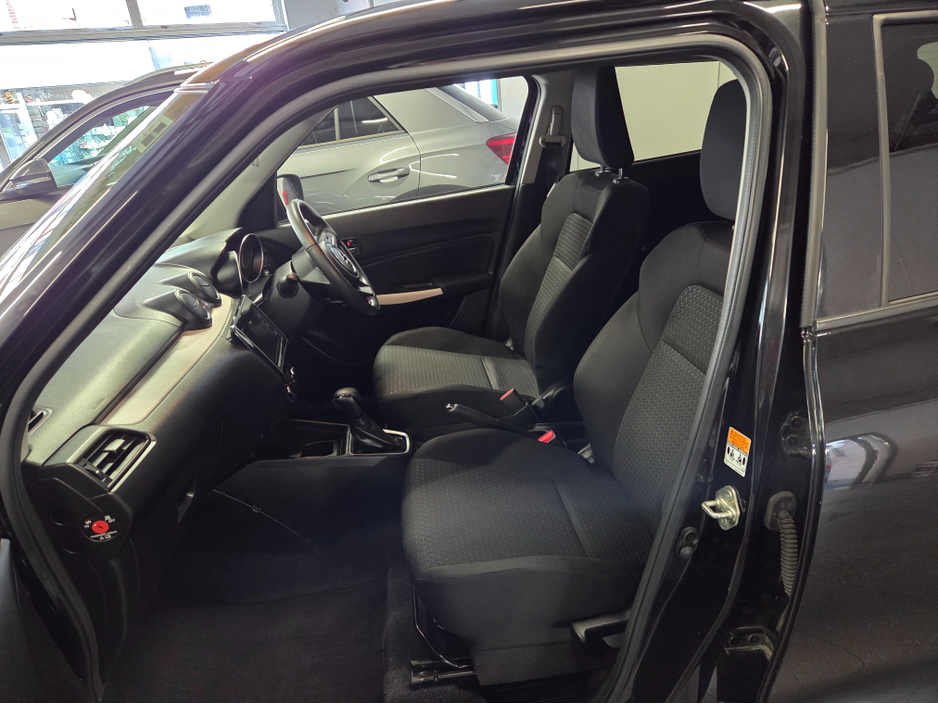 2024 Suzuki Swift - image 13