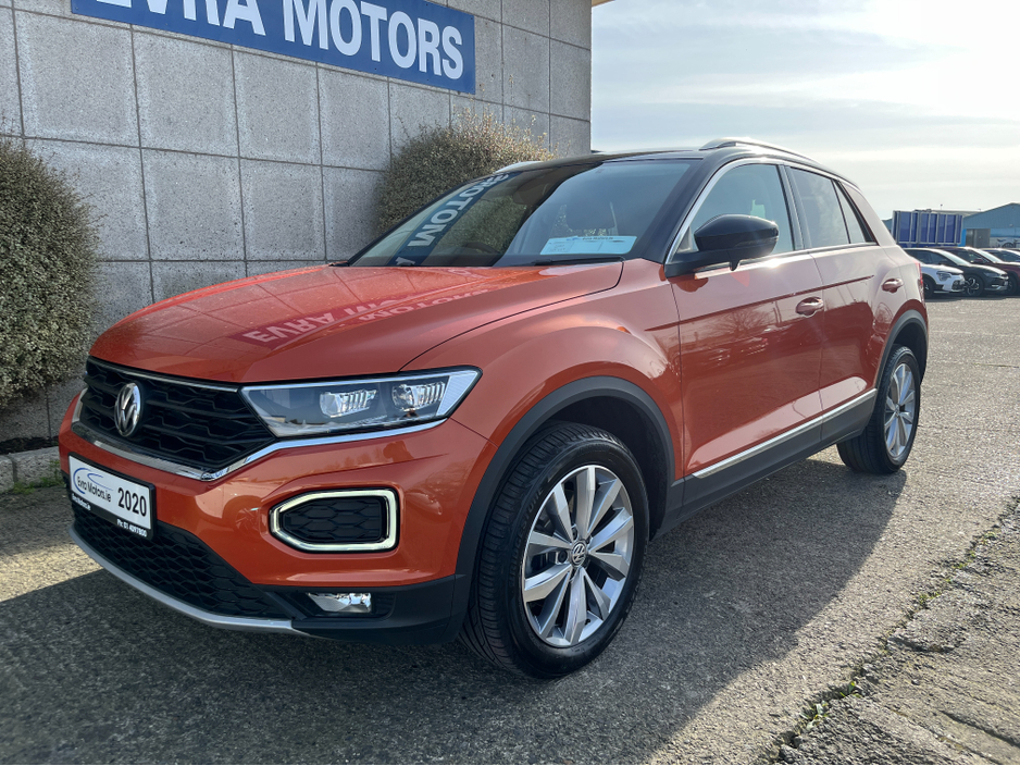 2020 Volkswagen T-Roc - image 5