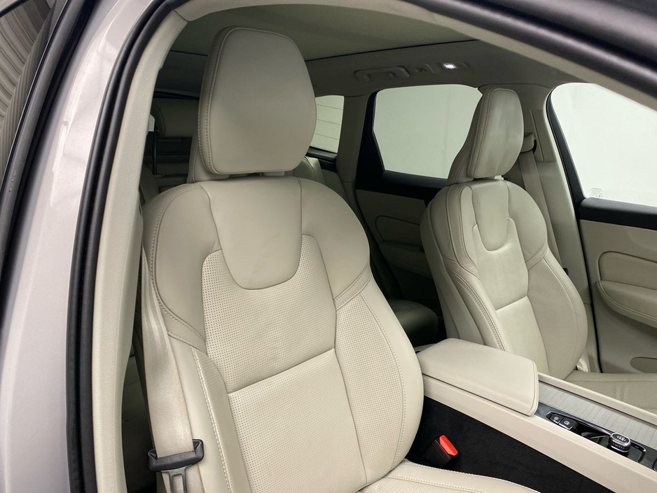 2024 Volvo XC60 2 YEARS SELKT WARRANTY ULTRA T6 PHEV €62,995