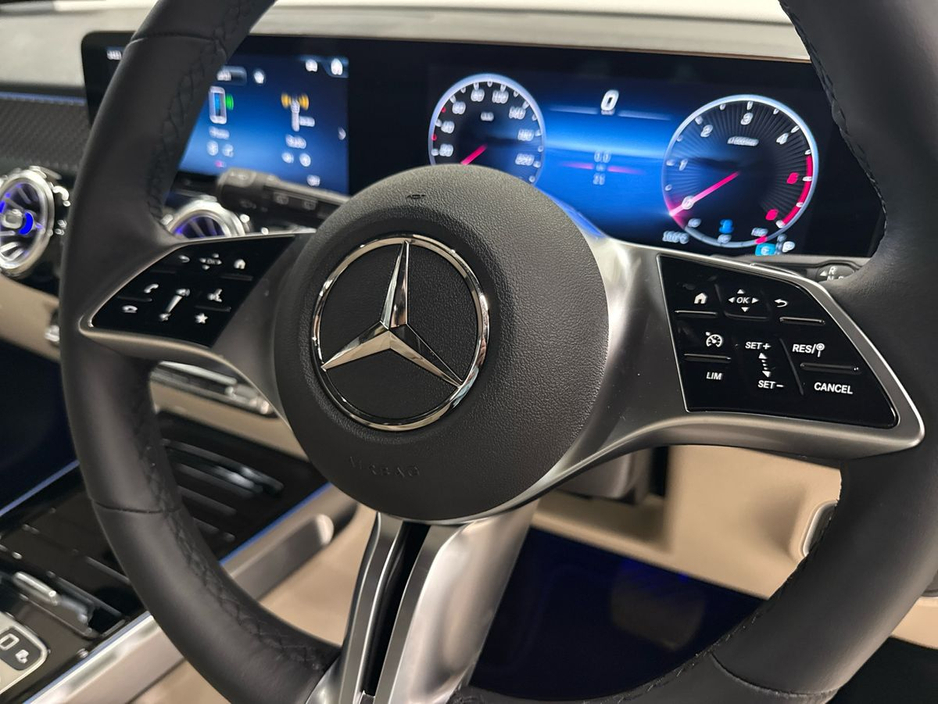 2026 Mercedes-Benz GLB - image 18