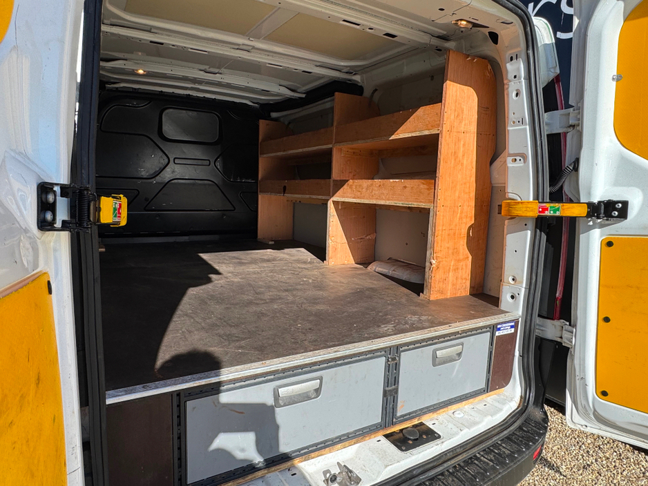 2021 Ford Transit Custom - image 11