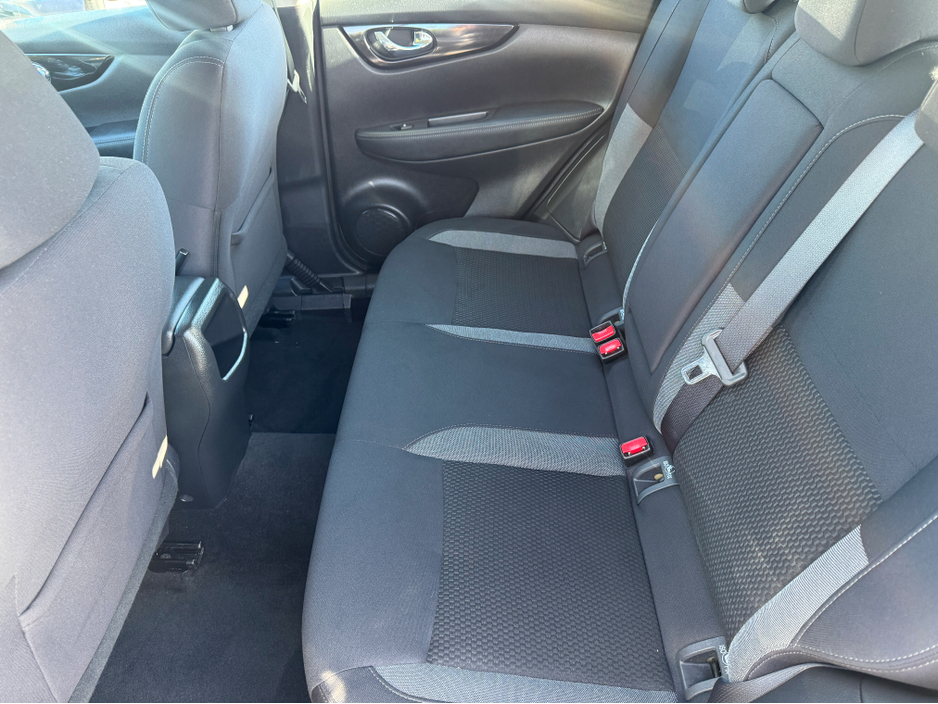 2020 Nissan Qashqai - image 17