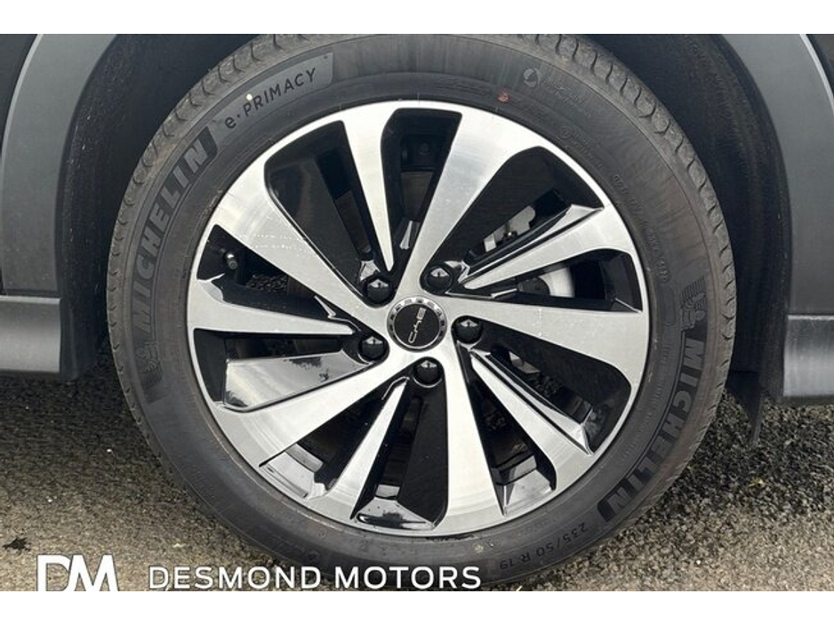 2025 BYD Seal U - image 15