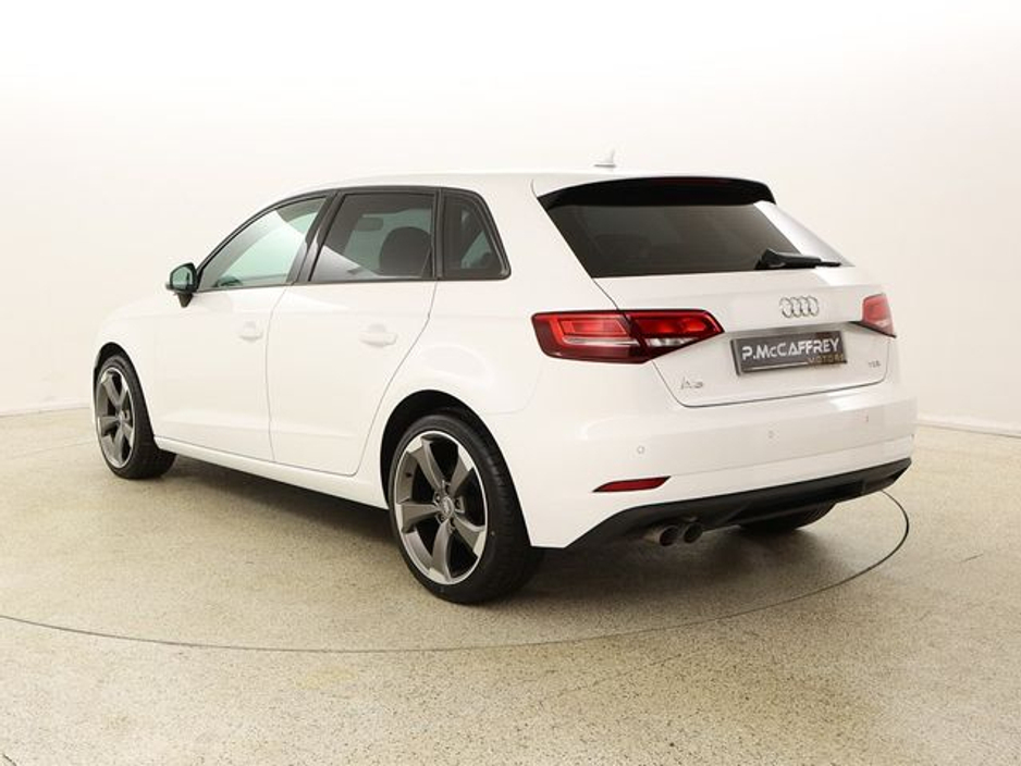 2018 Audi A3 - image 5