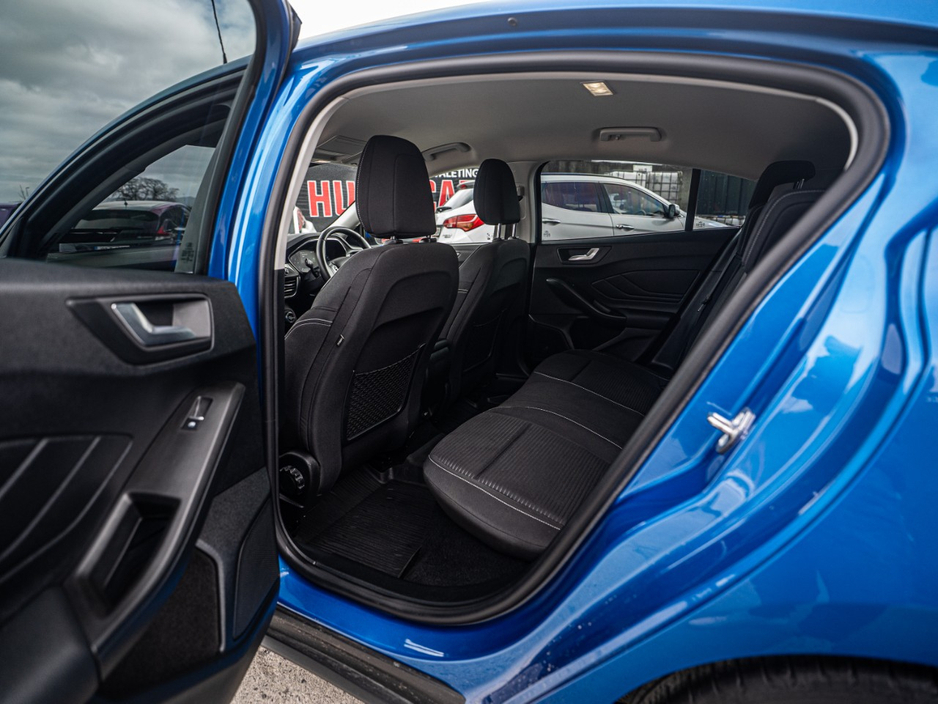 2021 Ford Focus - image 34
