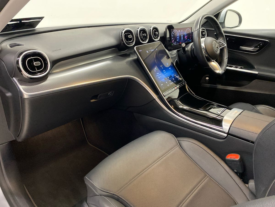 2022 Mercedes-Benz C Class - image 6