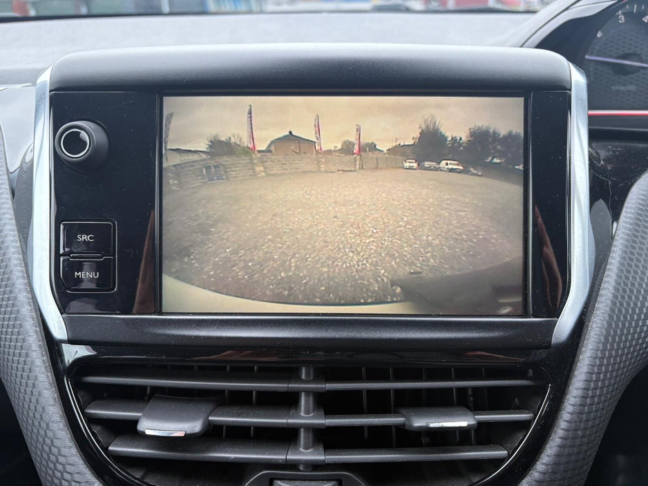 2016 Peugeot 2008 - image 10