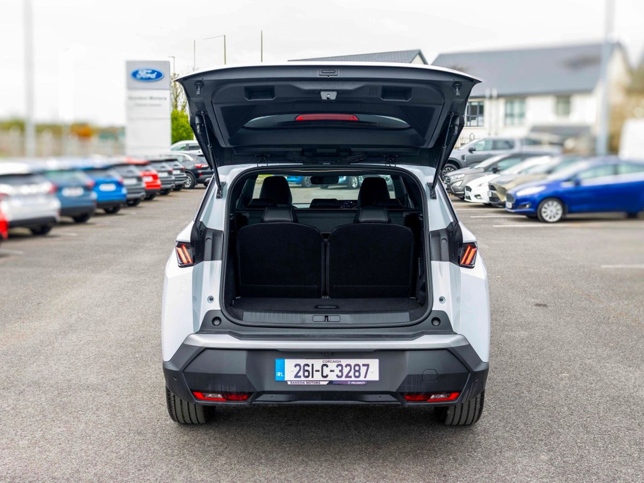 2026 Peugeot 5008 - image 20