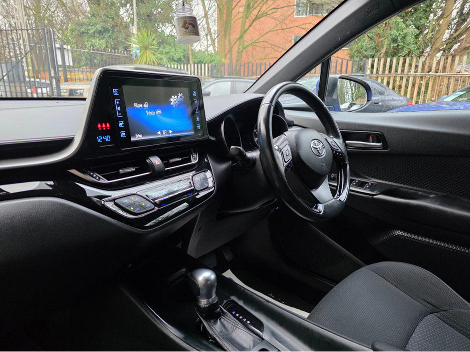 2018 Toyota C-HR LUNA HYRBID AUTO. HUGE SPEC. FINANCE ARRANGED. SIMI. AA APPROVED. €18,950