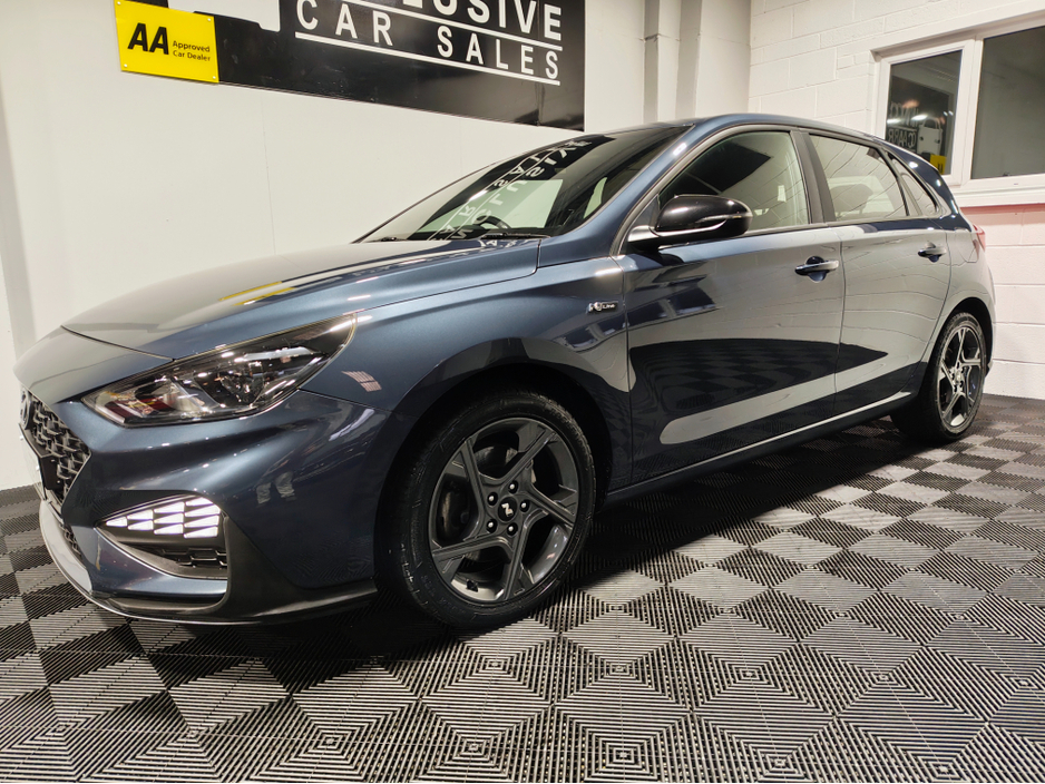 2022 Hyundai i30 - image 4