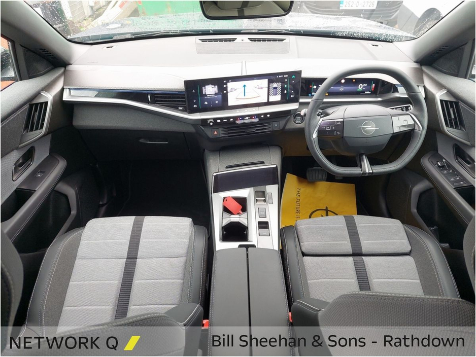 2025 Opel Grandland - image 9
