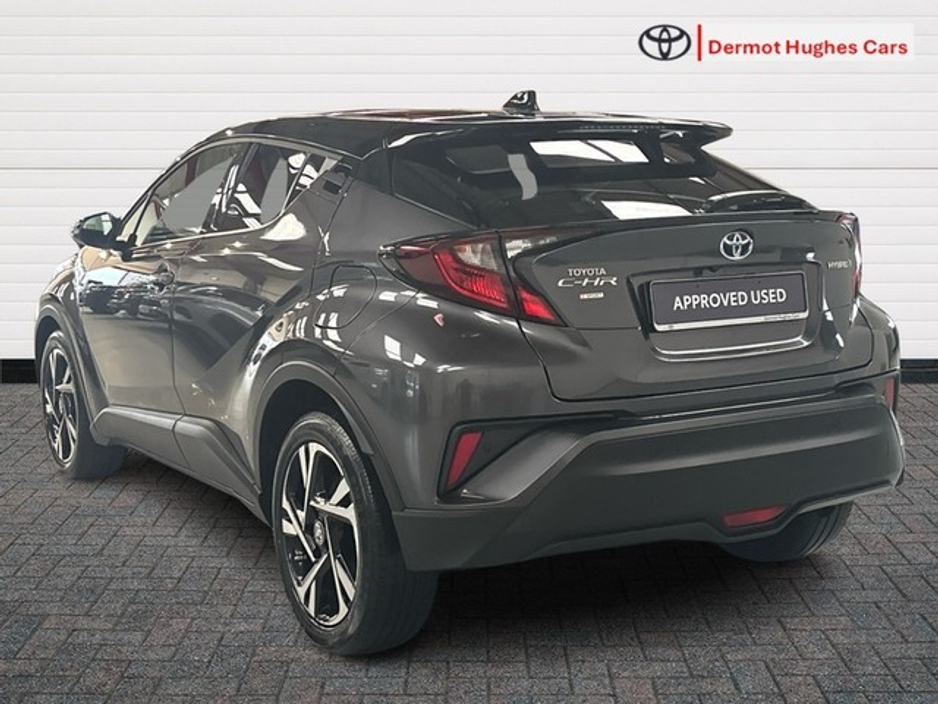2023 Toyota C-HR - image 2