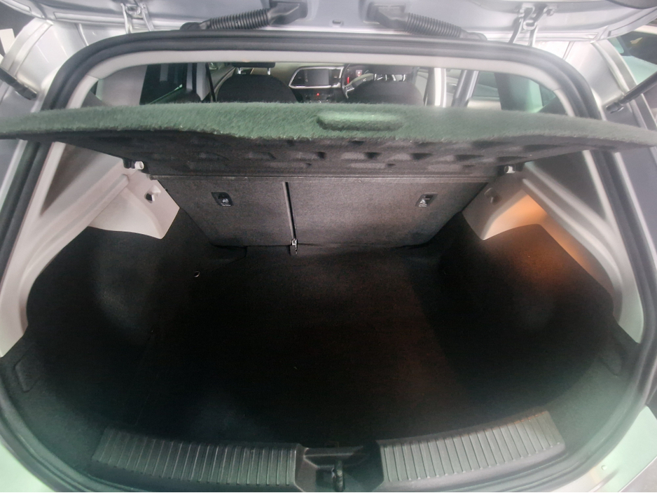 2019 SEAT Leon - image 30