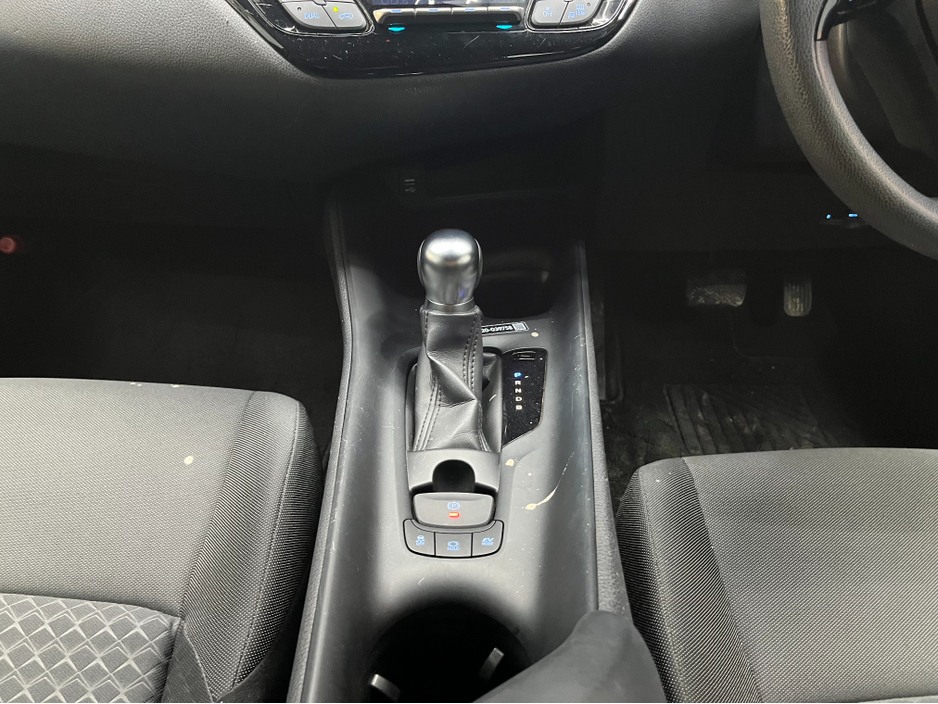 2021 Toyota C-HR - image 17