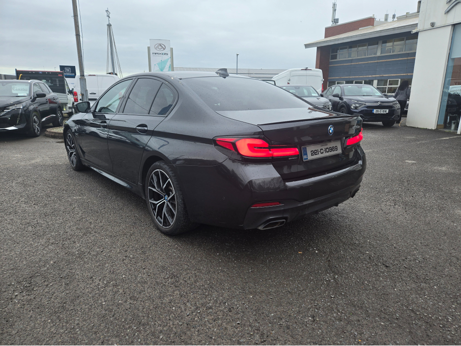 2022 BMW M1 - image 3