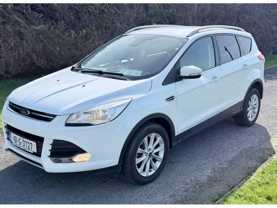 2016 Ford Kuga - image 2