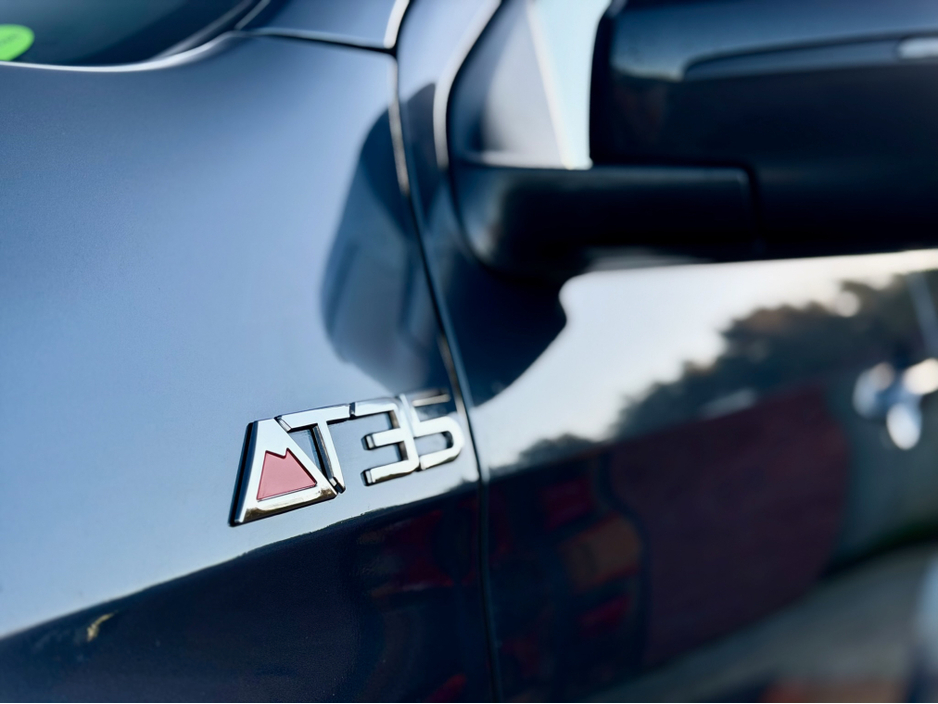 2025 Isuzu D-MAX - image 11