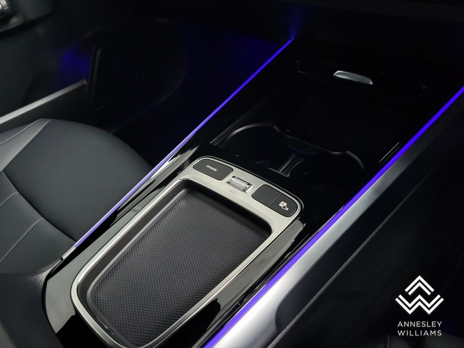 2025 Mercedes-Benz EQB - image 21