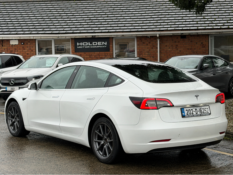 2020 Tesla Model 3 STANDARD RANGE + RWD..PANORAMIC ROOF €18,900