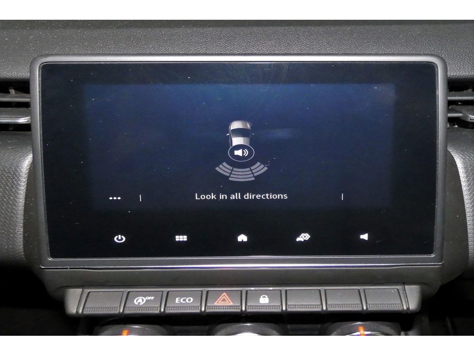 2022 Renault Clio 1.0 TCE ICONIC 90BHP 6SPD *SAT NAV*REAR PARK SENSORS* €16,490