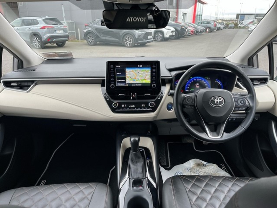 2021 Toyota Corolla - image 8