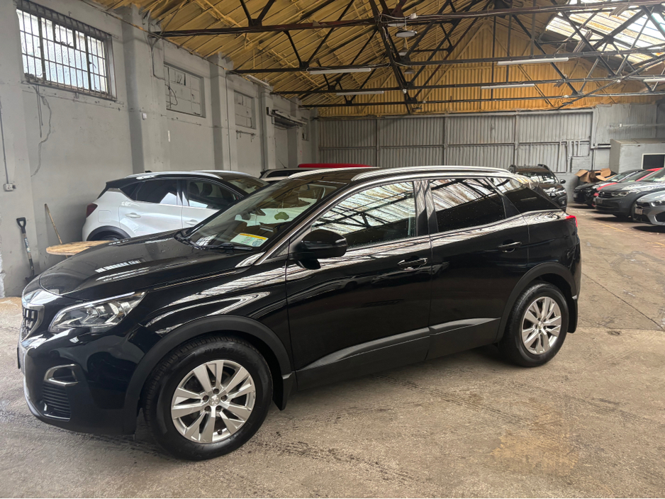 2019 Peugeot 3008 - image 14