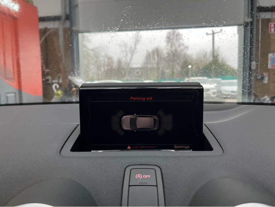 2017 Audi A1 Sportback €14950! 2017 AUDI A1 SPORTBACK TFSI 1.0 AUTOMATIC / CRUISE CONTROL / PARKING AID AND MORE €14,950