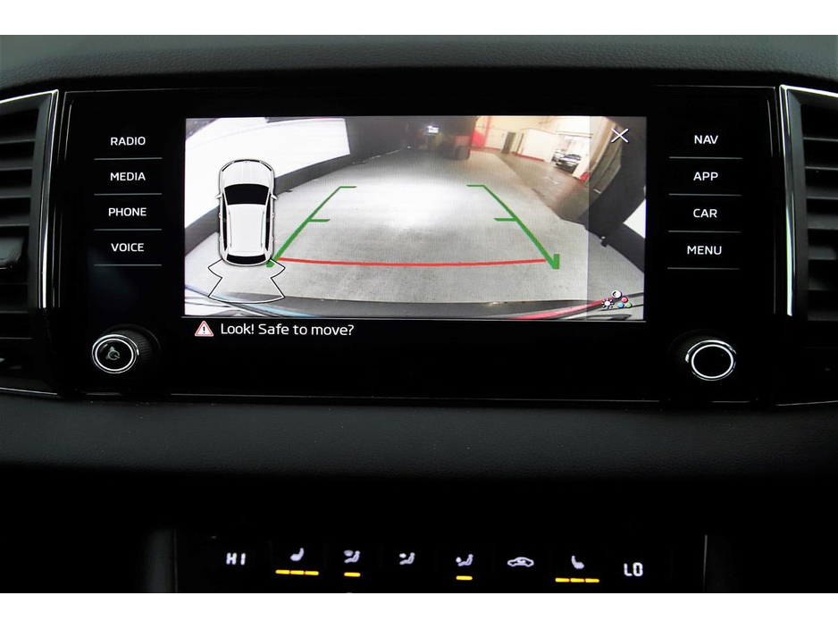 2021 Skoda Karoq - image 20