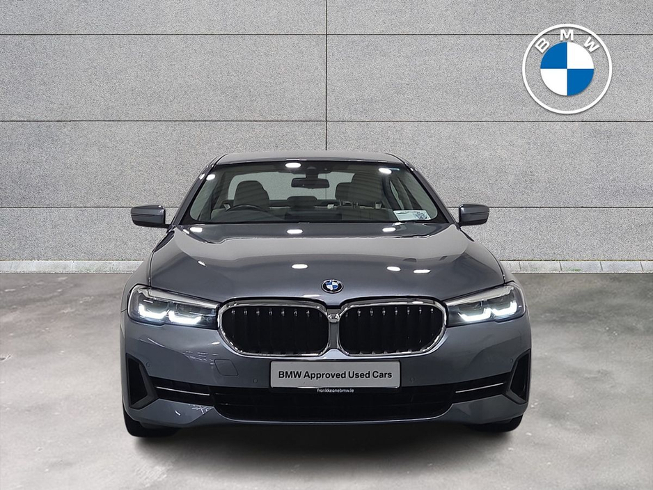 2022 BMW 5 Series 520d SE Saloon €37,950