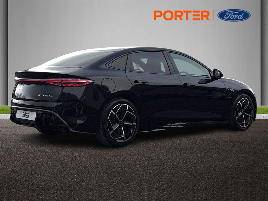 2025 BYD Seal - image 3