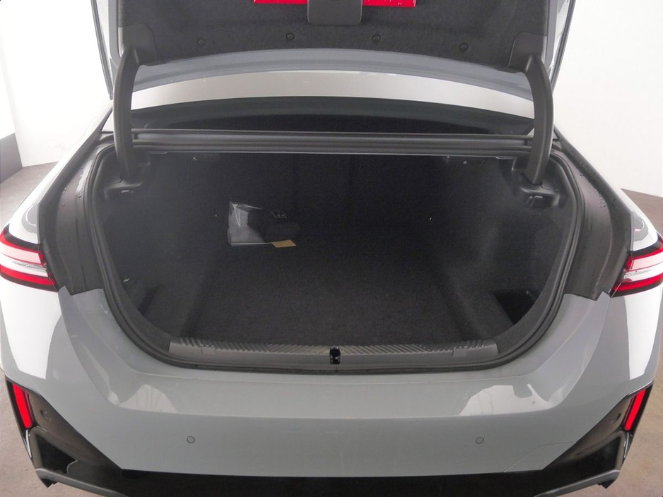 2025 BMW 5 Series 530e M Sport Pro Saloon €75,900