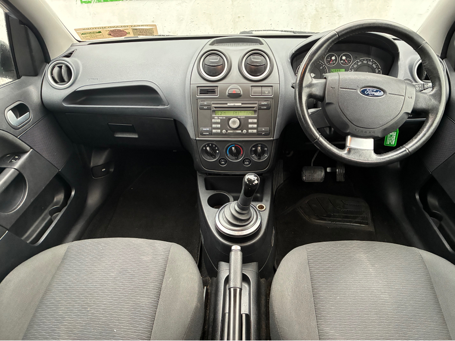 2006 Ford Fiesta GHIA 1.4 5DR AUTO €2,950