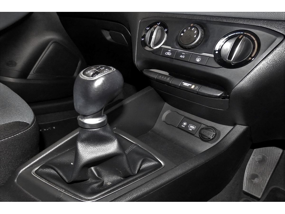 2017 Hyundai i20 1.2 ACTIVE DELUXE 5SPD *BI-TONE INTERIOR* €10,890