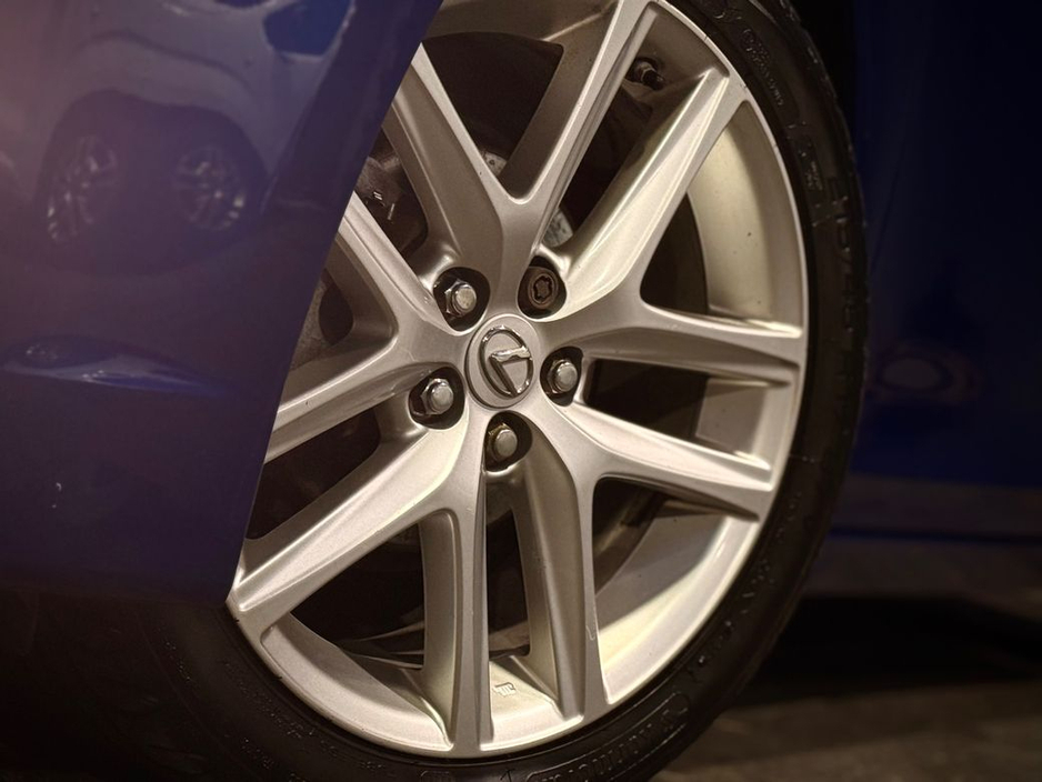 2015 Lexus CT 200 h - image 19