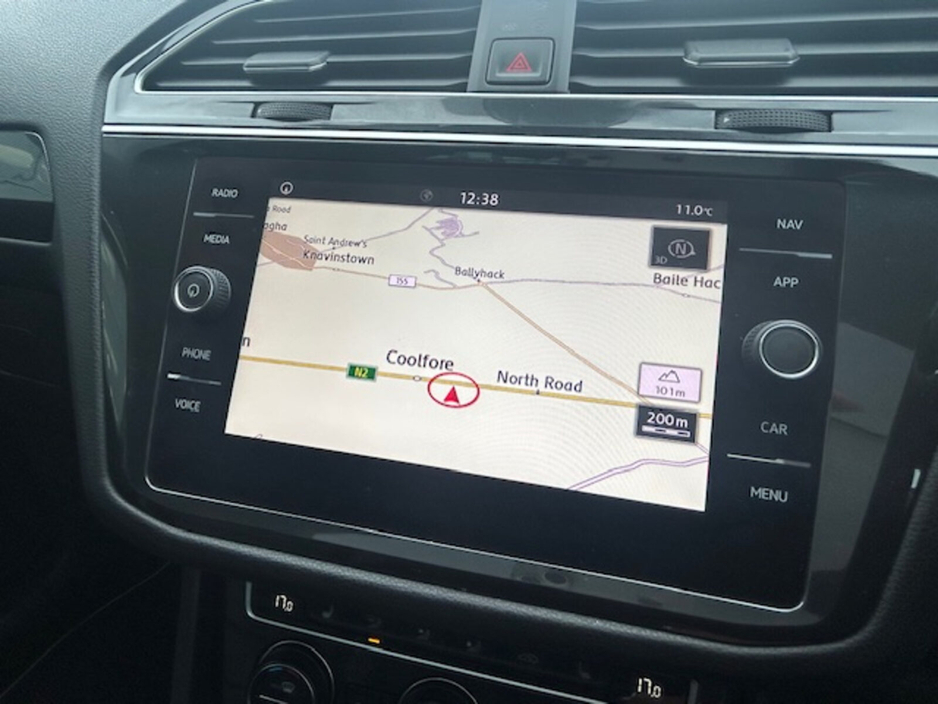 2020 Volkswagen Tiguan - image 22