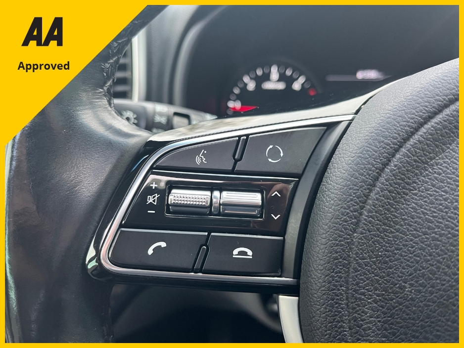 2020 Kia Sportage - image 18