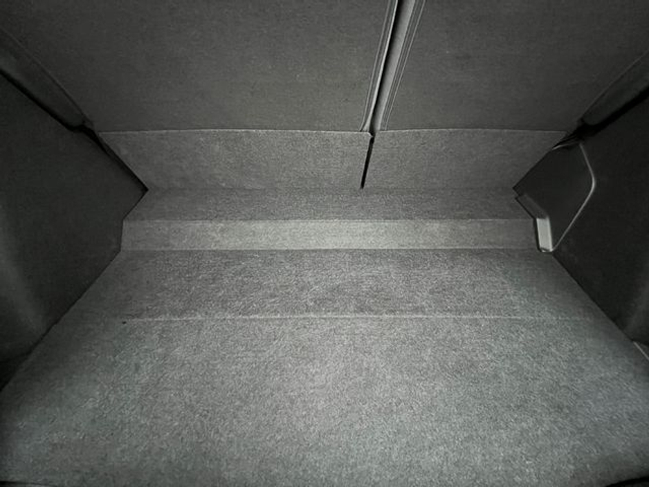 2022 Honda Fit - image 10