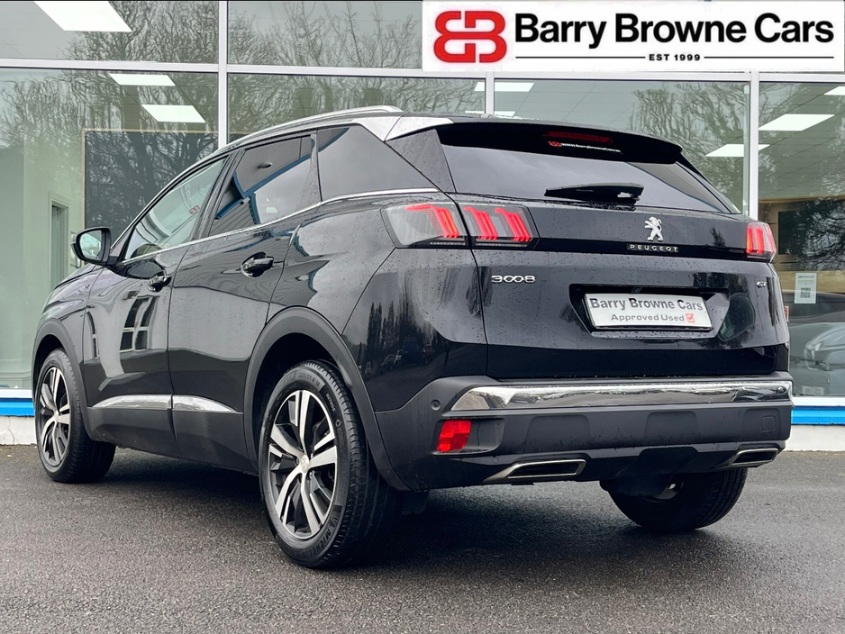 2023 Peugeot 3008 - image 5