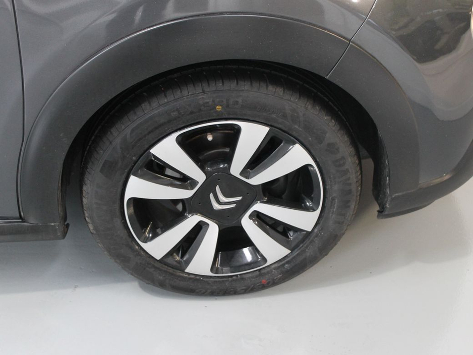 2017 Citroen C3 - image 28