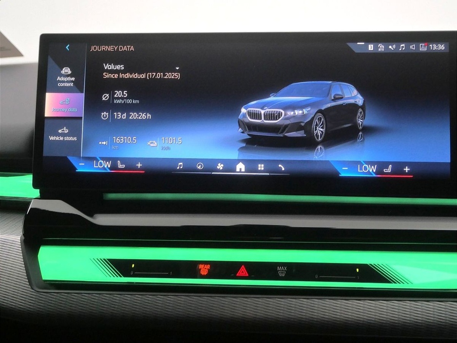 2025 BMW i5 - image 22