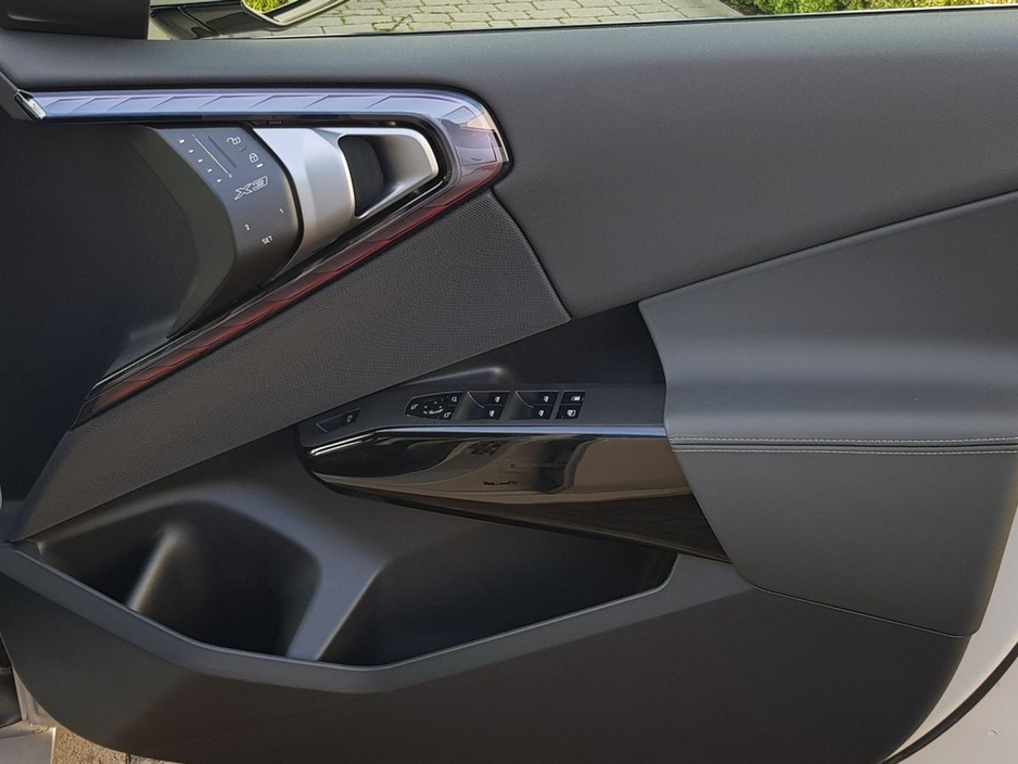 2026 BMW X3 xDrive30e M Sport