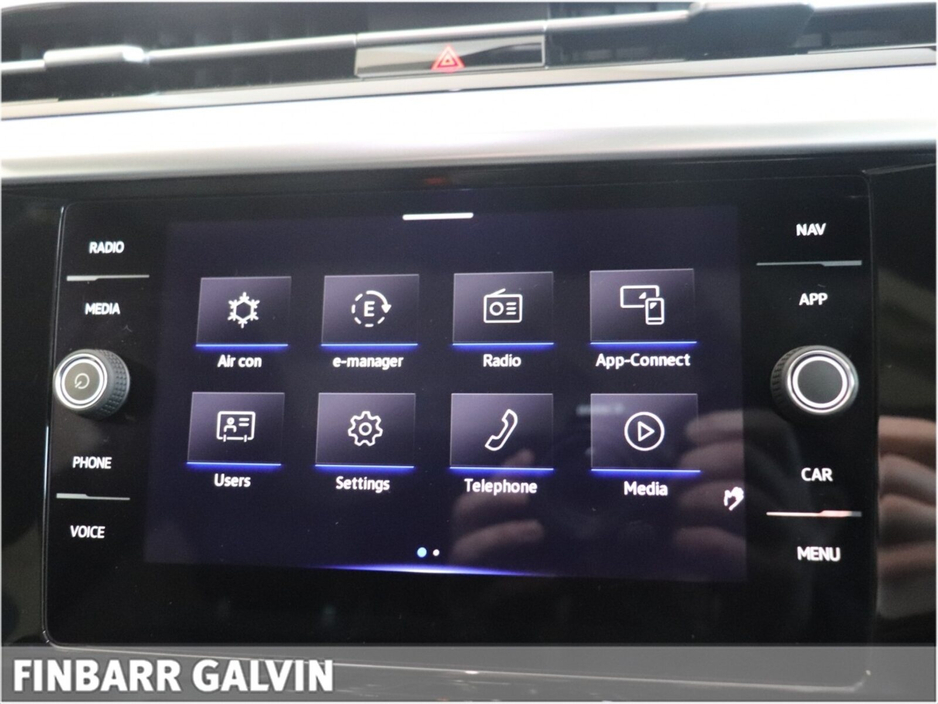 2022 Volkswagen Arteon - image 18