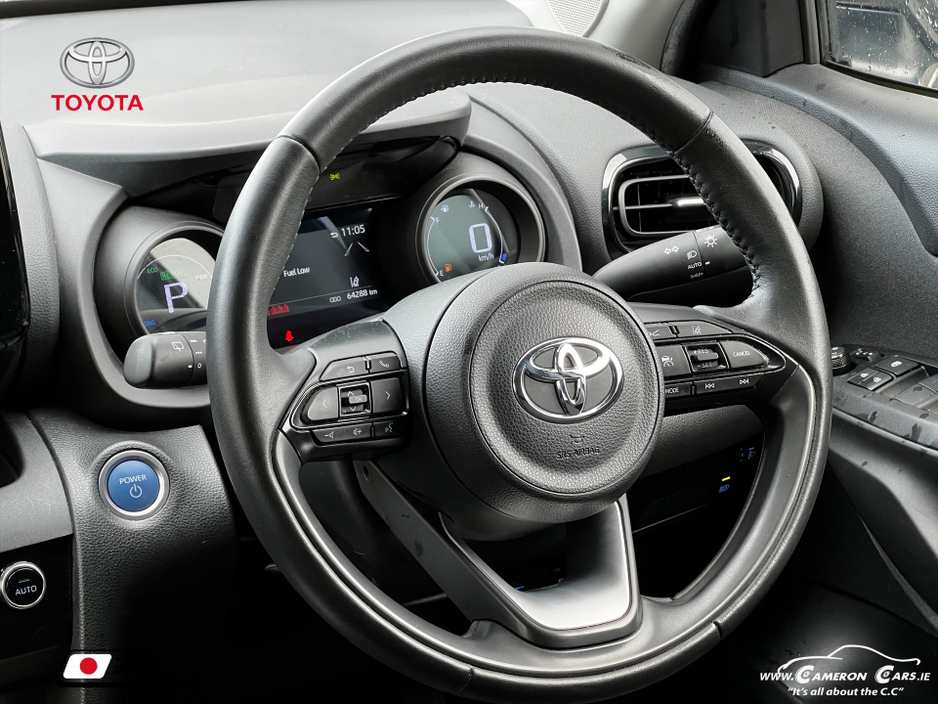2021 Toyota Yaris Cross AUTOMATIC CITY SUV €23,950