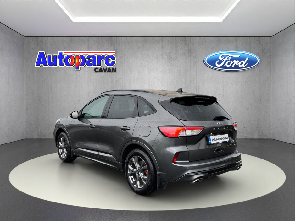 2023 Ford Kuga - image 5