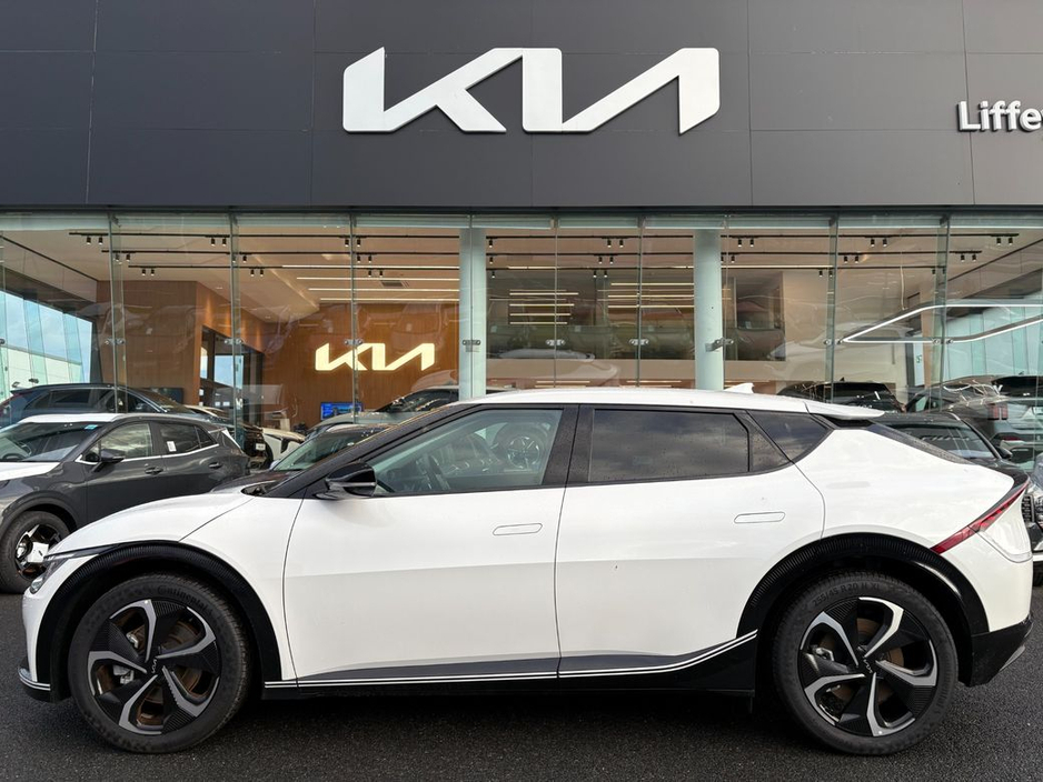 2023 Kia EV6 GT Line (508 km Range) €36,995